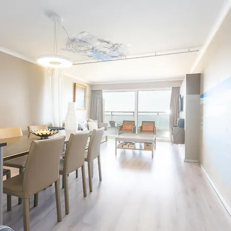 On The 9th Floor With Sea View Apartamento